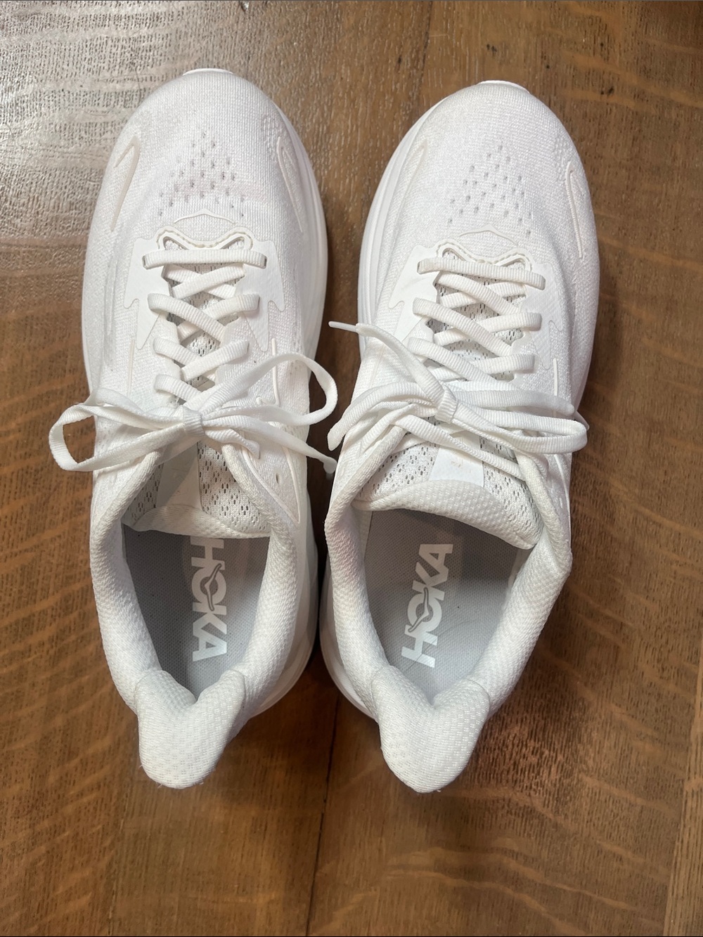 Hoka Clifton 10